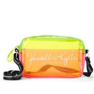 Fanny pack